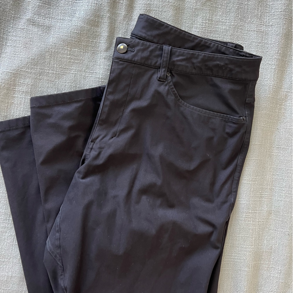 Lulu ABC men’s pants
